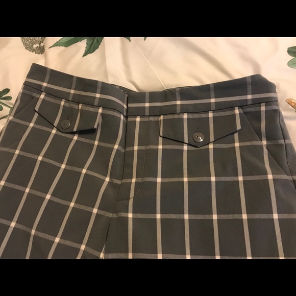 Super Cute Crop Trousers - Picture 4 of 5